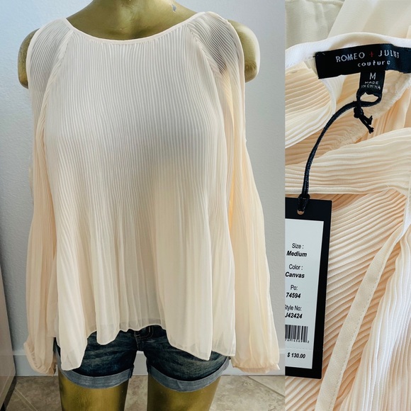 NWT $130 ROMEO & JULIET COUTURE Ivory COLD SHOULDER Pleated Blouse M $130 MSRP - Picture 10 of 10
